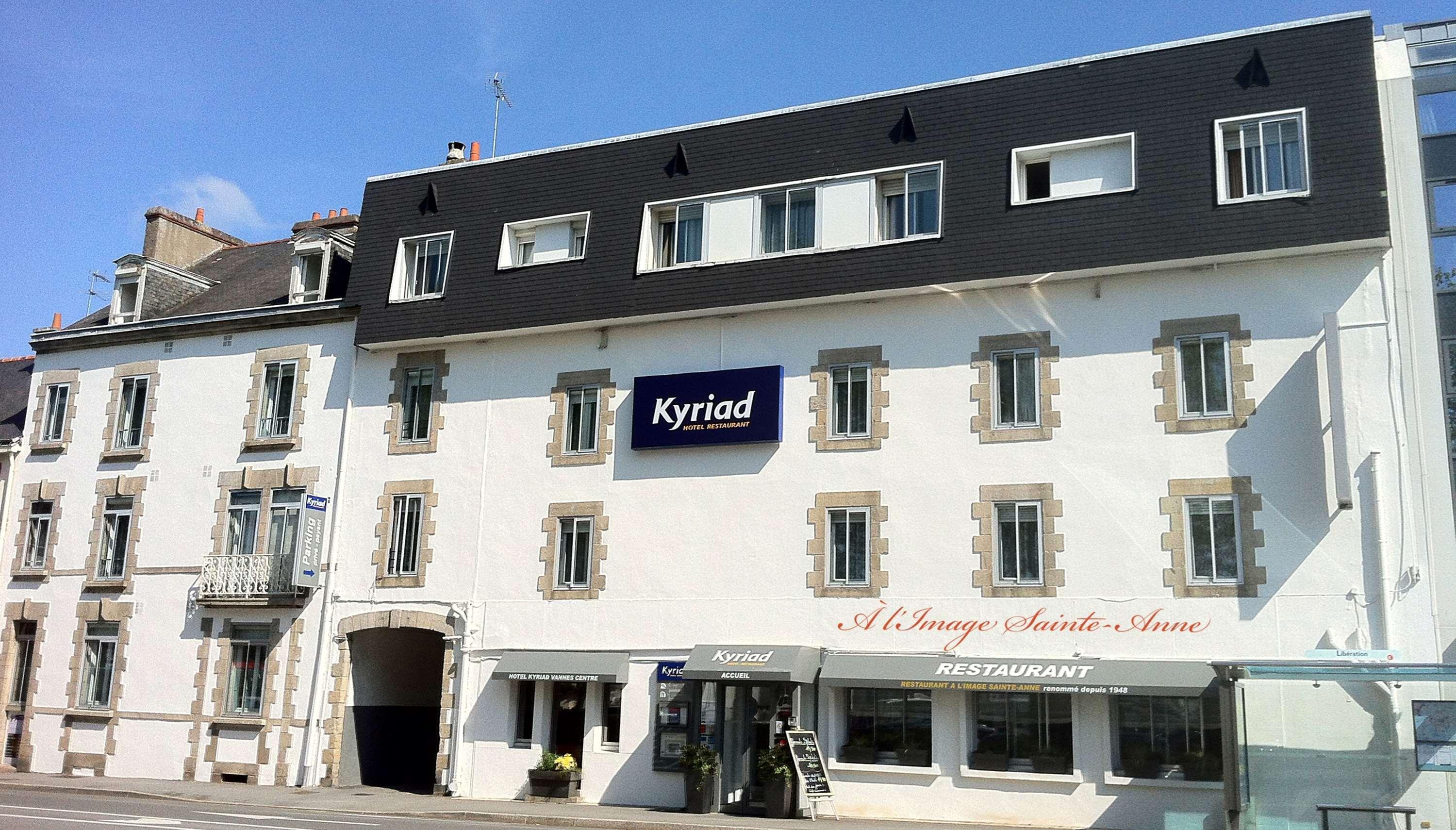 Kyriad Vannes Centre Ville Exterior foto